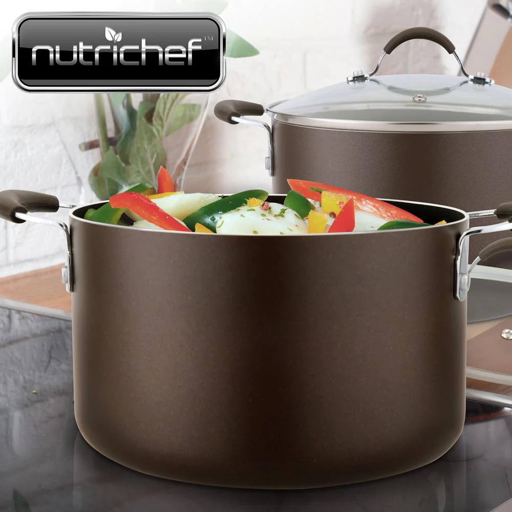 Dutch Oven Pot with Lid - Image 7
